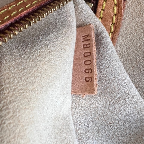 Authentic Louis Vuitton Vintage Monogram Canvas Babylone Tote - Picture 16 of 17